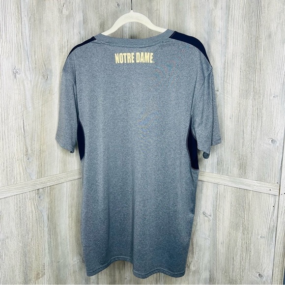 Notre Dame Fighting Irish T-Shirt - Picture 4 of 5